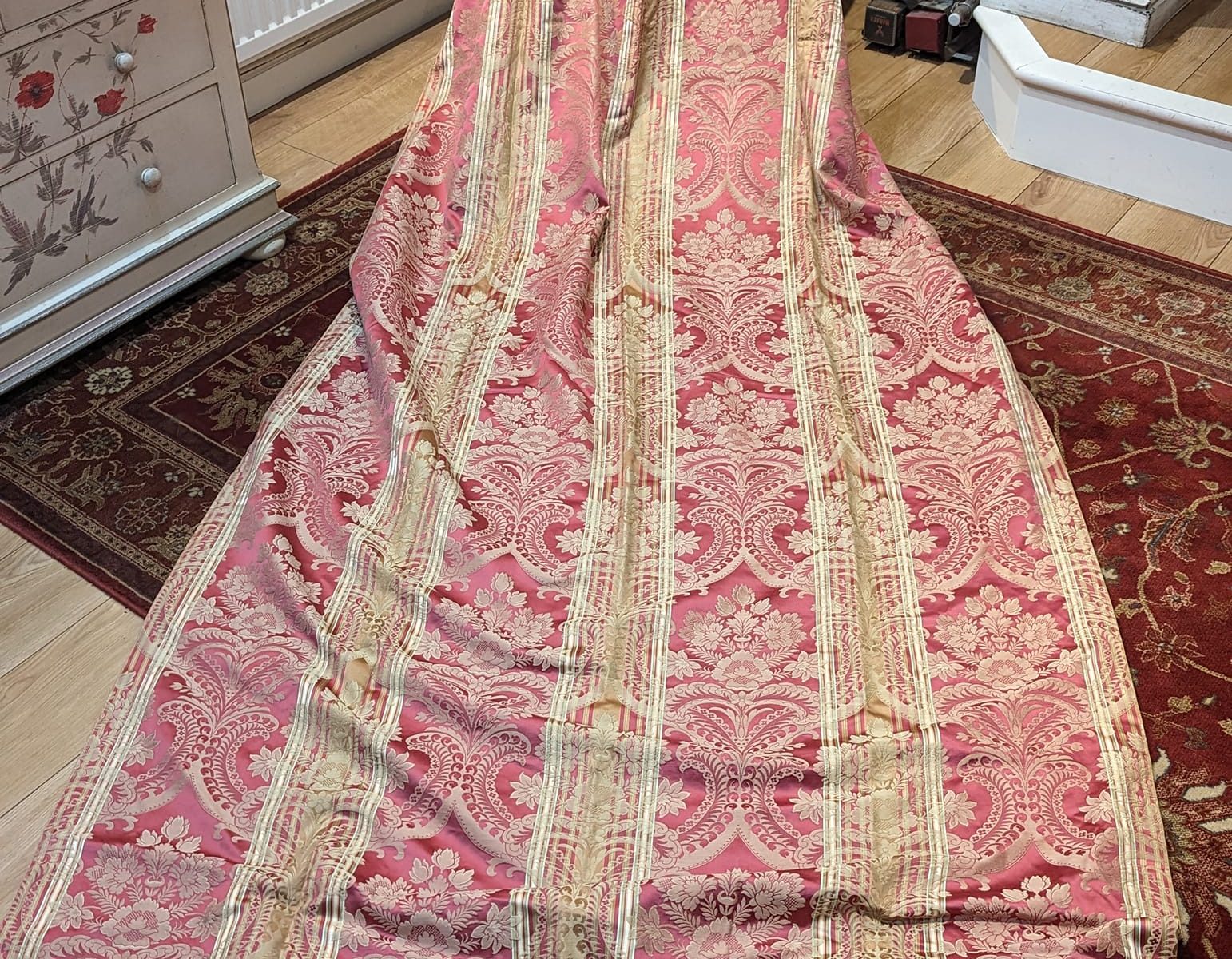 Beautiful Very Long Double-Sided Silk Damask Second-Hand Curtain in Pink & Gold