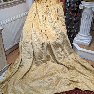 Vintage Gold Country House Second-Hand Curtains with Diamond Pattern, Pinch Pleats and Interlining