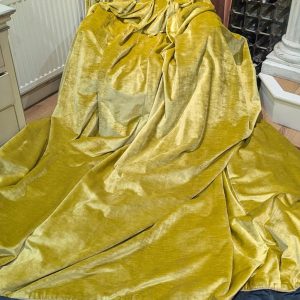 Lovely Gold Silk Velvet Pinch Pleat Second-Hand Door Curtain