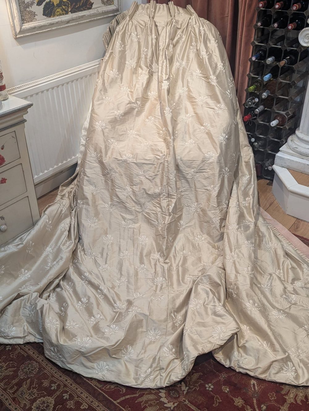 Lovely Cream Silk Pinch Pleat Second-Hand Curtains W254 D254