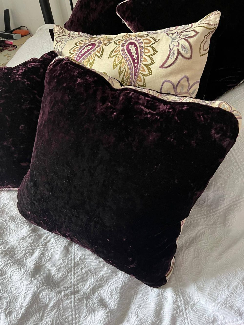 5 Beautiful Zoffany Fabric Cushions in 3 Variations - £45 per cushion - Image 7