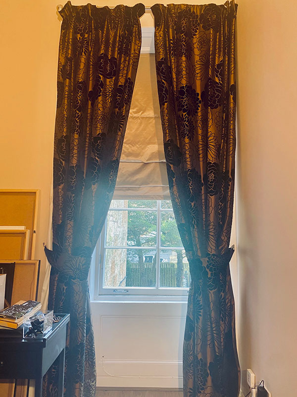 Black and Tan Leaf Pattern Pencil Pleat Second-Hand Curtains W135 D300