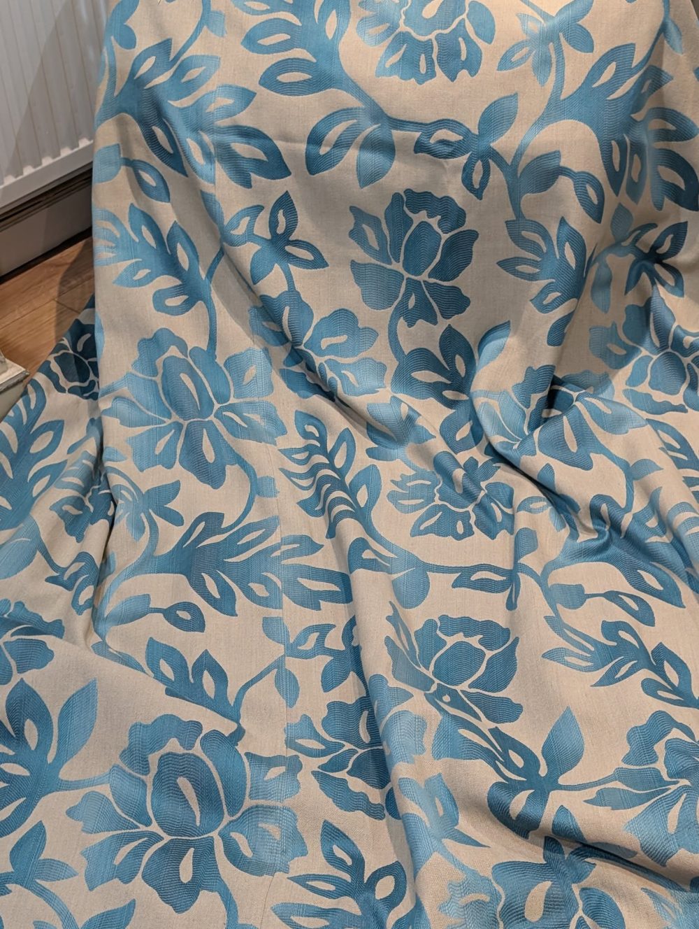 Laura Ashley Ellington Teal Jacquard Second-Hand Curtains W188 D270 - 2 identical Pairs Available - Image 2