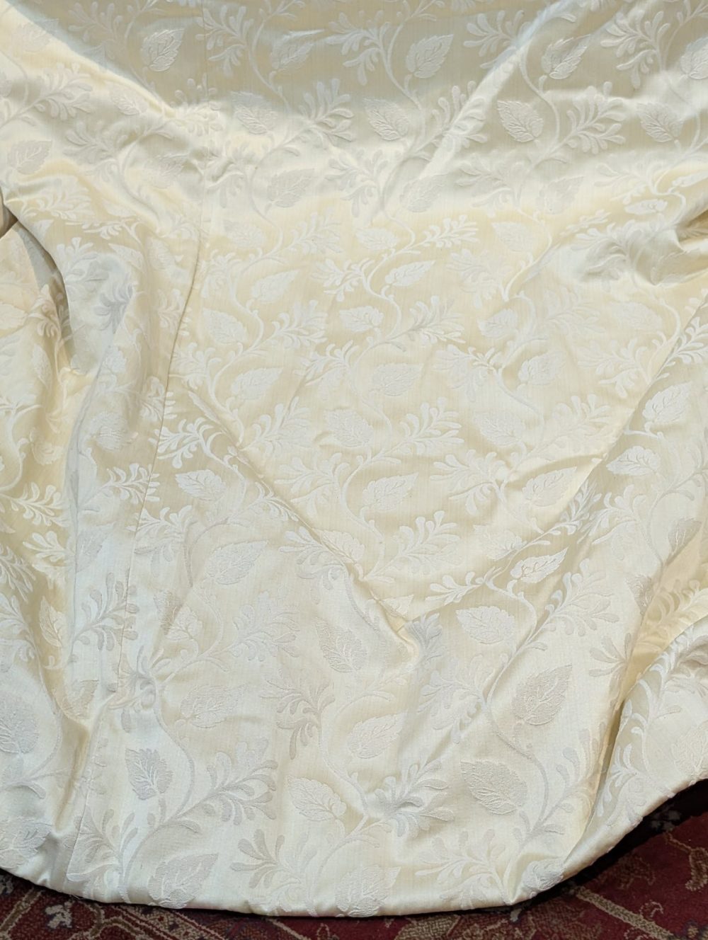 Light Gold Damask Style Pinch Pleat Second-Hand Curtains W220 D253 - Image 2