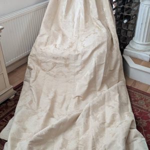 Five Pairs of Cream Damask Pinch Pleat Second-Hand Curtains