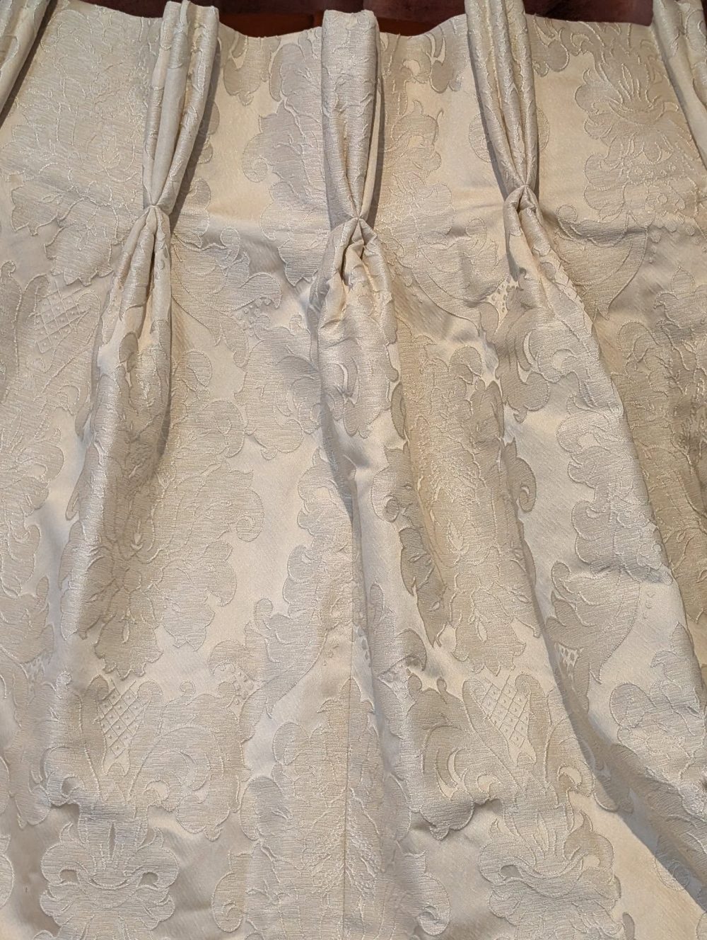 Five Pairs of Cream Damask Pinch Pleat Second-Hand Curtains - Image 4