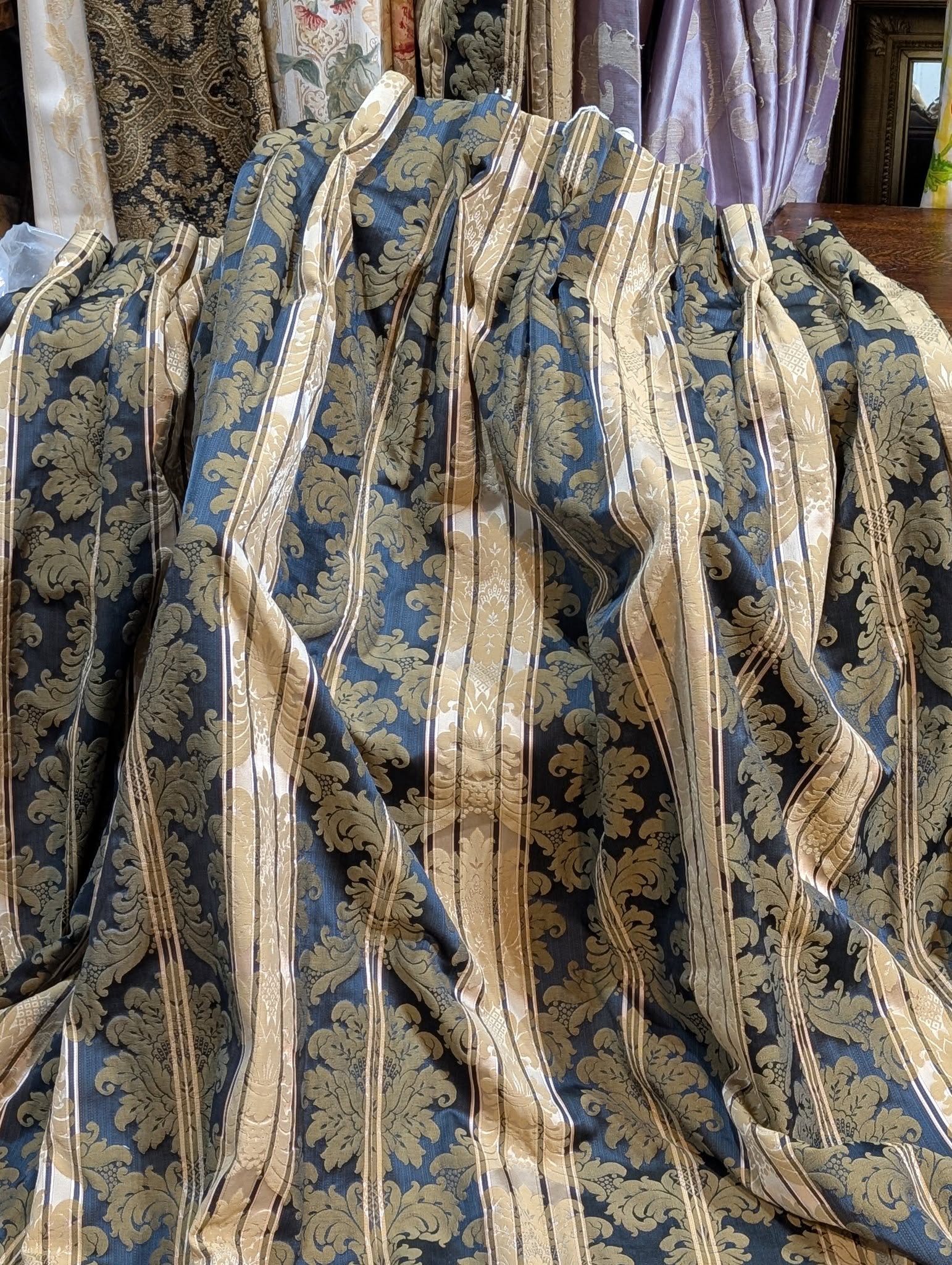 Black and Gold Damask Goblet Pleat Second-Hand Curtains W310 D277