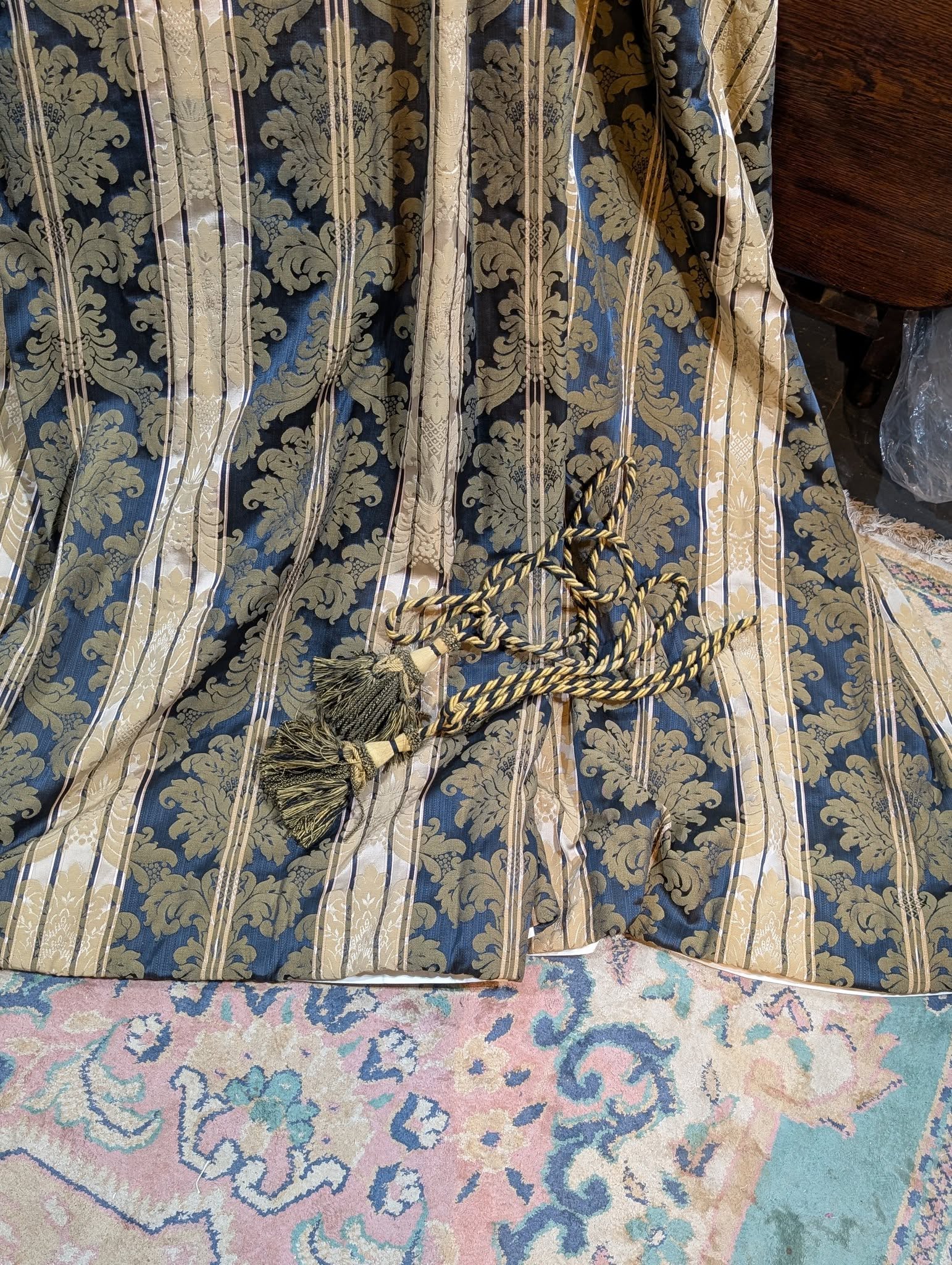 Black and Gold Damask Double-Sided Goblet Pleat Second-Hand Curtains W310 D277 - Image 2