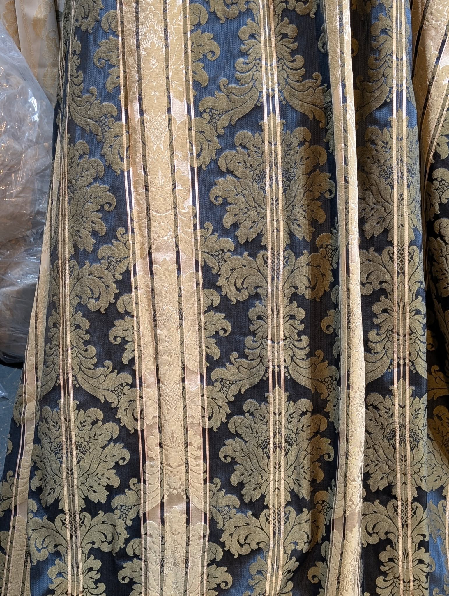 Black and Gold Damask Double-Sided Goblet Pleat Second-Hand Curtains W310 D277 - Image 3