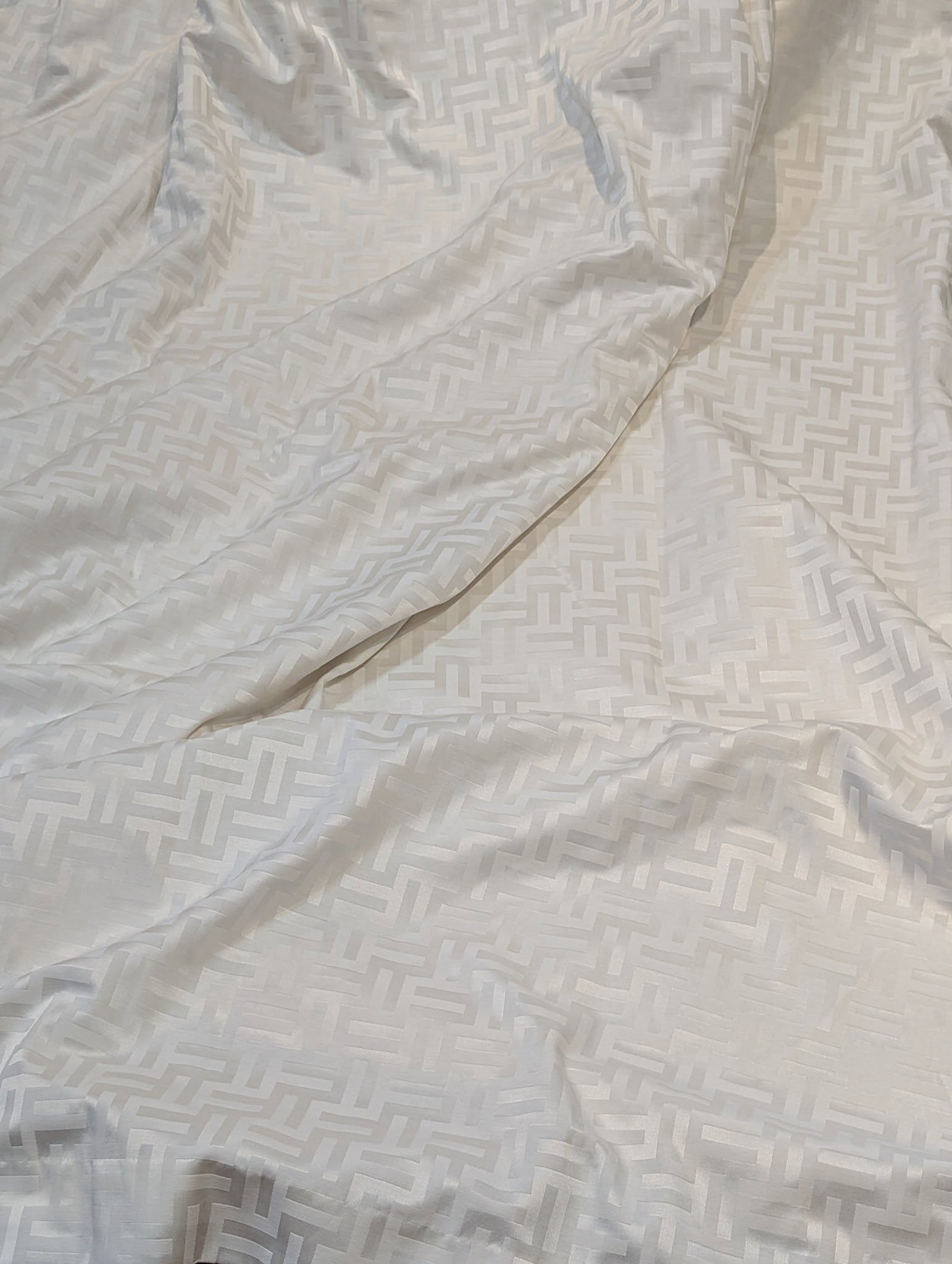 Very Long White Pencil Pleat Interlined Second-Hand Curtains W264 D320 - Image 3