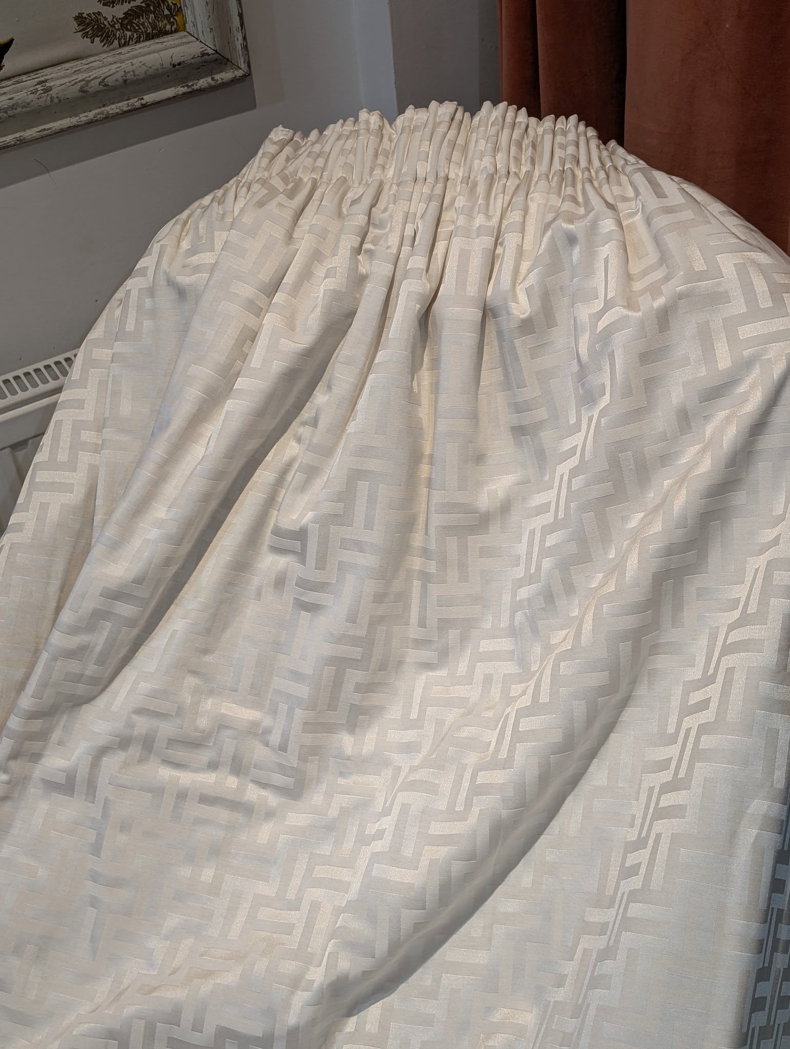 Very Long White Pencil Pleat Interlined Second-Hand Curtains W264 D320 - Image 8