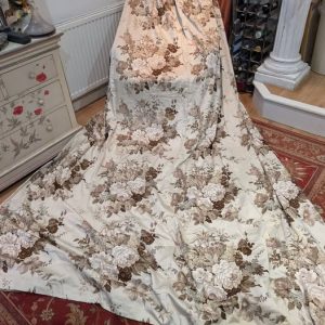 Long Cream Heritage Gresham Tape Top Second-Hand Curtains - 2 Pairs Available