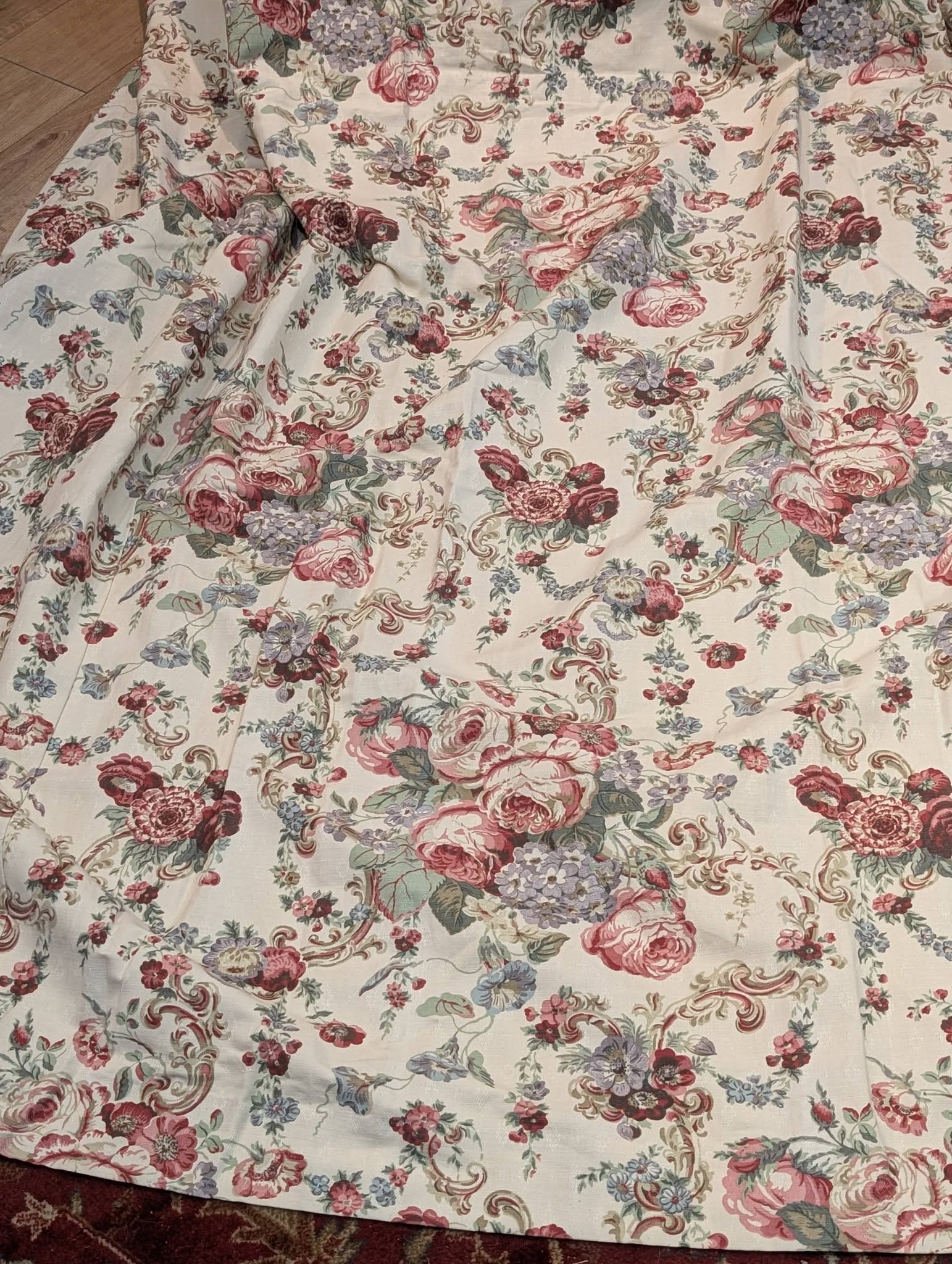 laura2 - Divinely Vintage Interiors