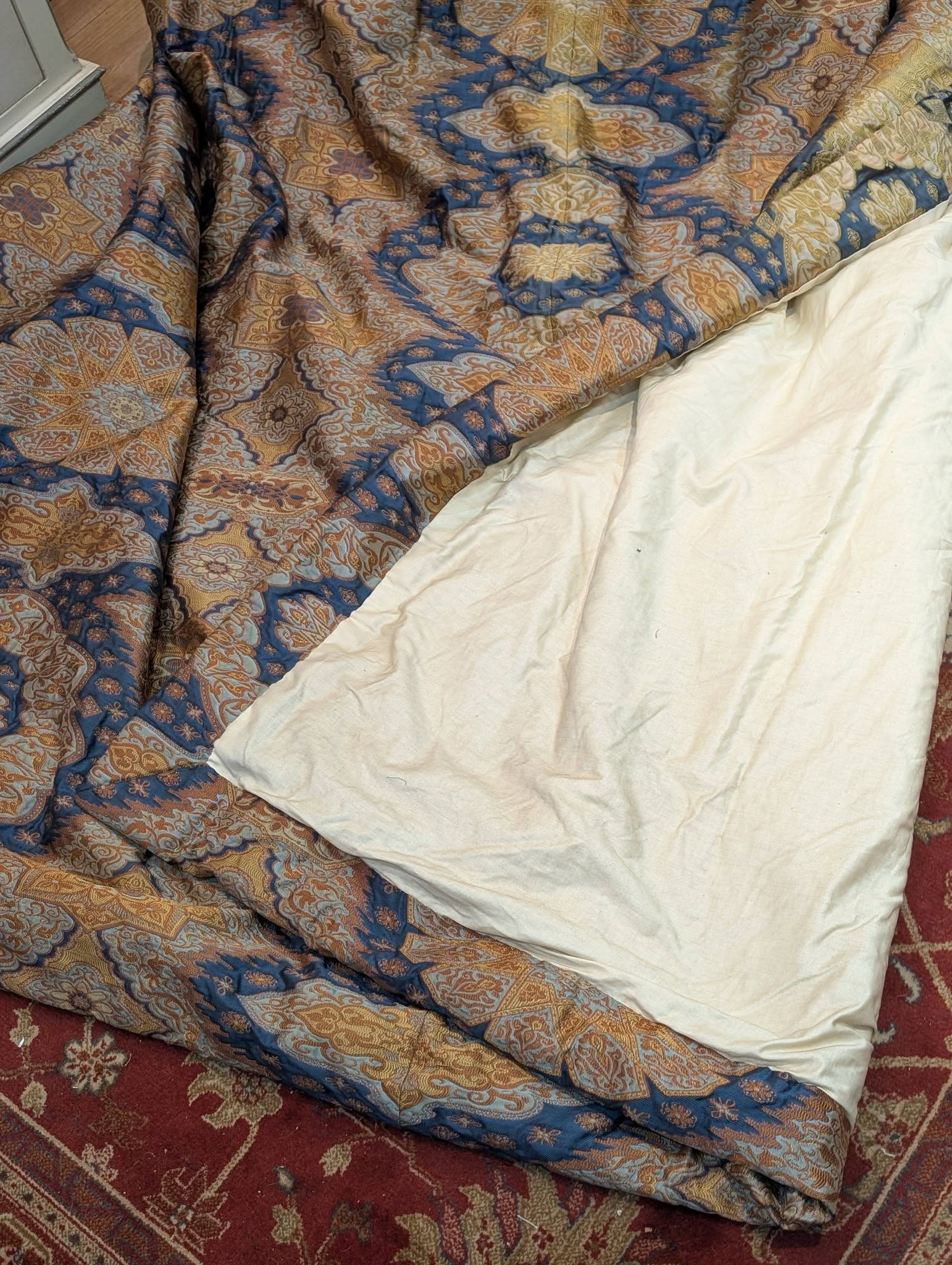 yvonne4 - Divinely Vintage Interiors