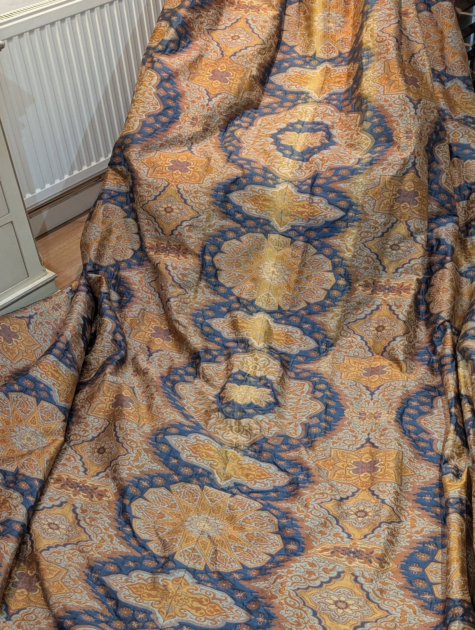 yvonne6 - Divinely Vintage Interiors