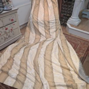 Long Gold and Cream Jacquard Damask Second-Hand Curtains W226 D345