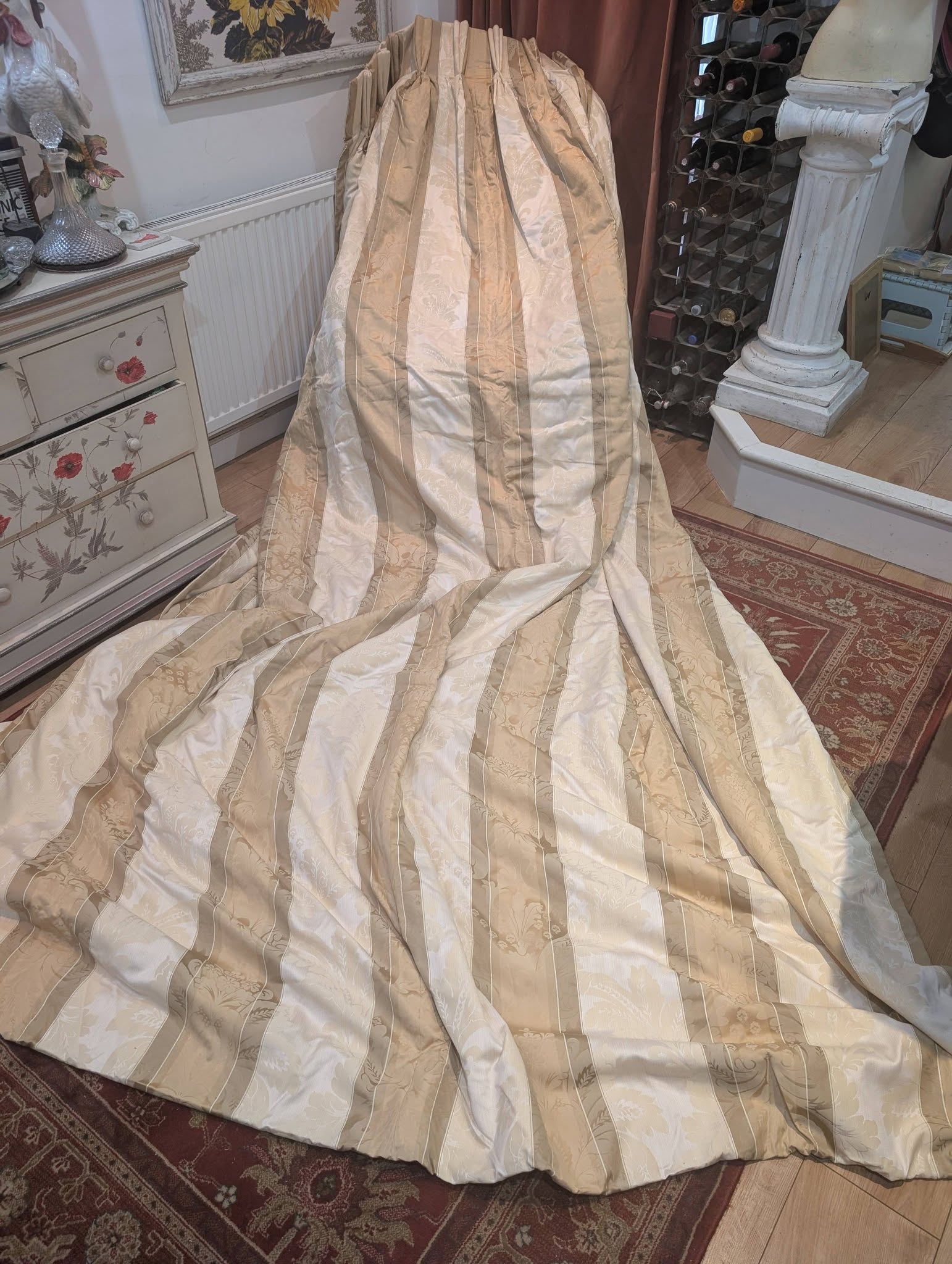 dam1 - Divinely Vintage Interiors Long Gold and Cream Jacquard Damask Second-Hand Curtains W226 D345