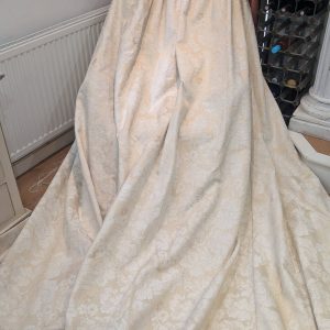 Wide Cream Chenille Damask Pencil Pleat Second-Hand Curtains W389 D224