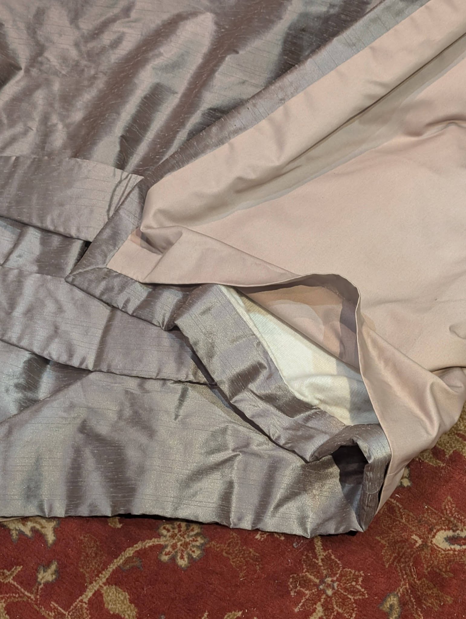 Silvery Grey Harlequin Silk Pinch Pleat Second-Hand Curtains W180 D242 - 2 Pairs Available - Image 4
