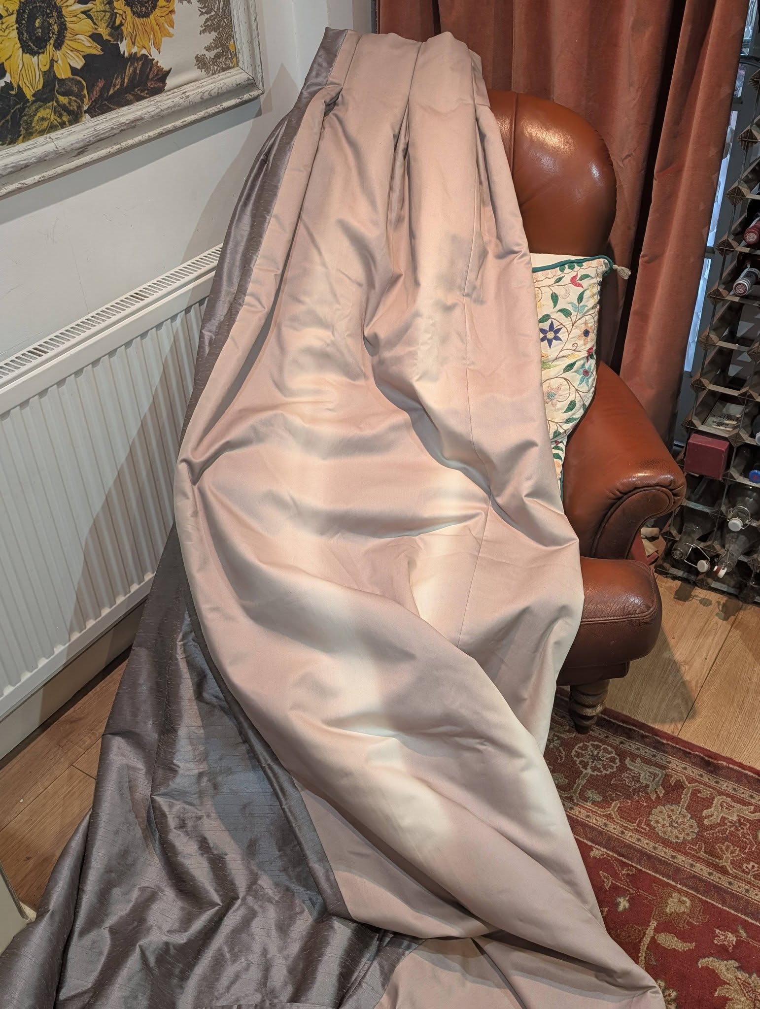 Silvery Grey Harlequin Silk Pinch Pleat Second-Hand Curtains W180 D242 - 2 Pairs Available - Image 6