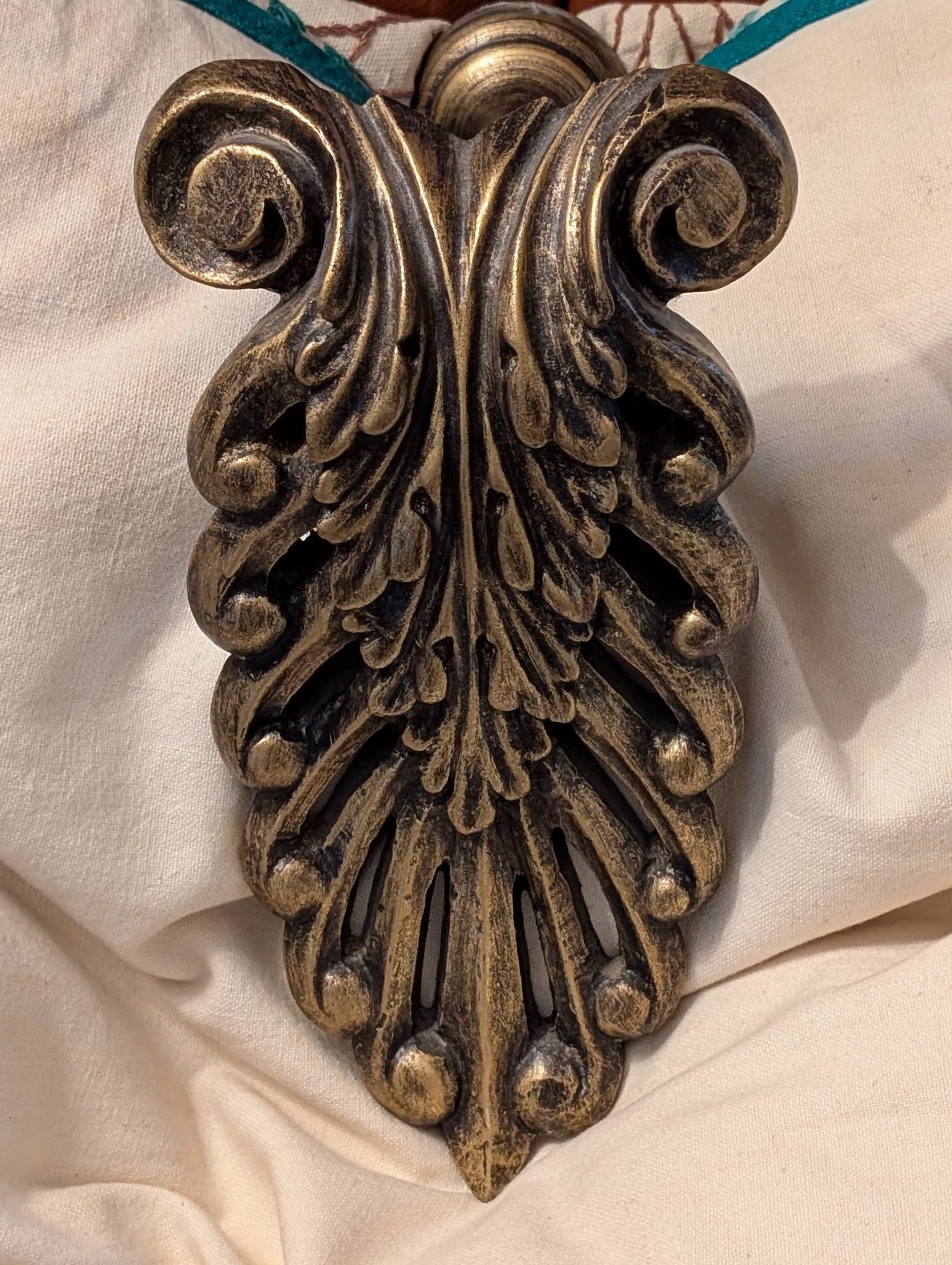 Antique Effect Gilt Finished Wooden Curtain Hold Backs