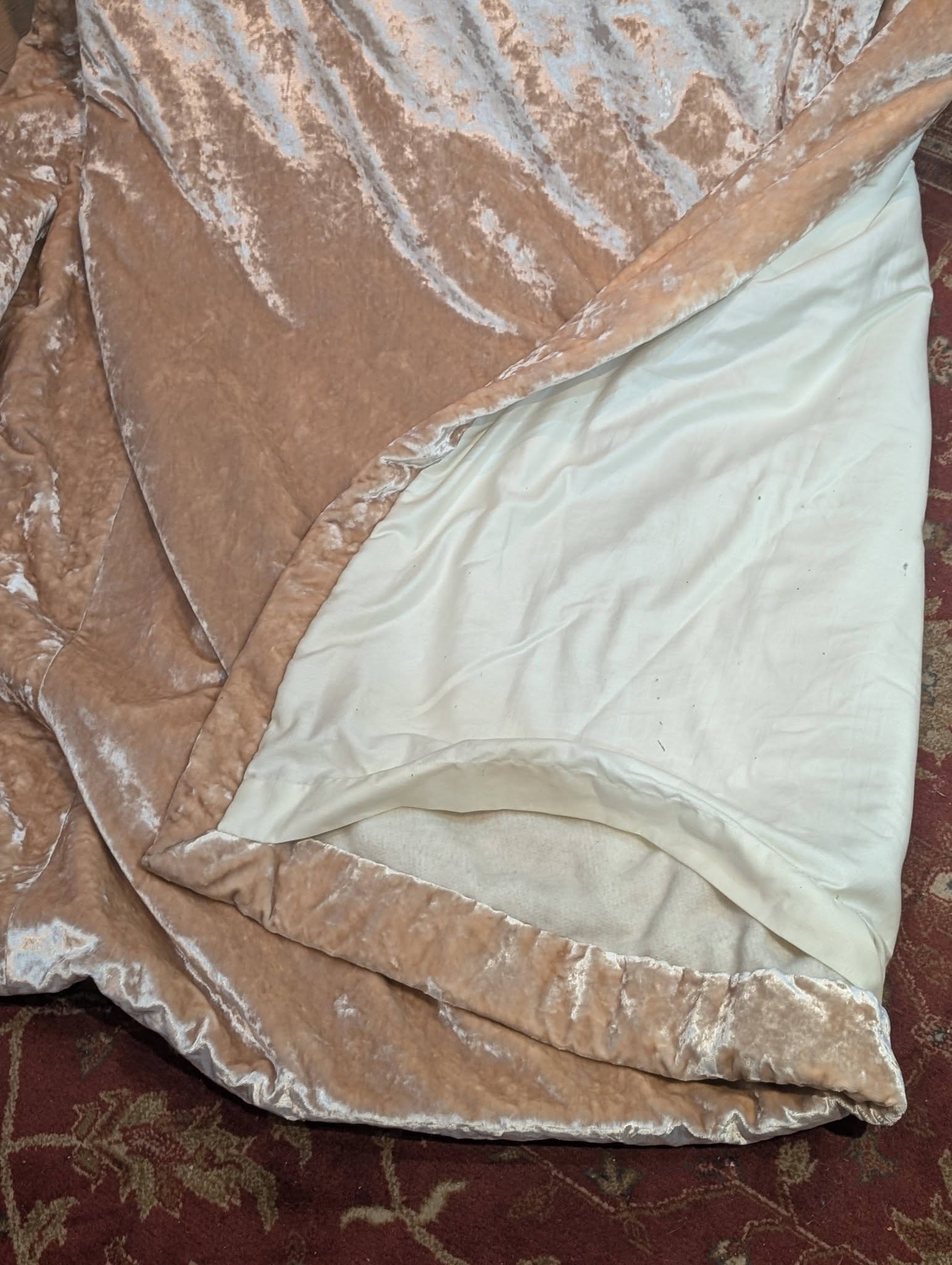 Champagne Crushed Velvet Pinch Pleat Second-Hand Curtains - Image 6
