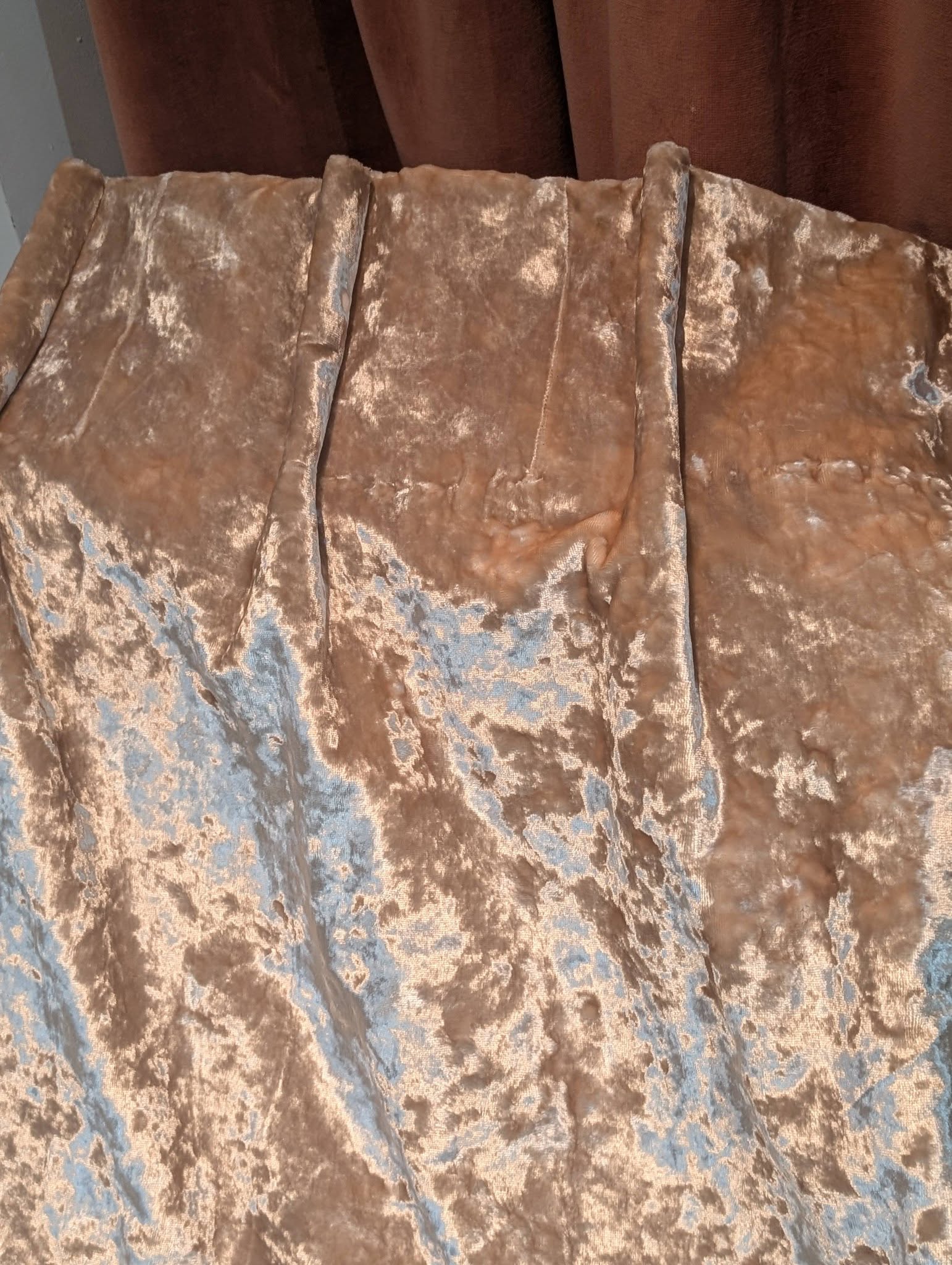 Champagne Crushed Velvet Pinch Pleat Second-Hand Curtains - Image 7